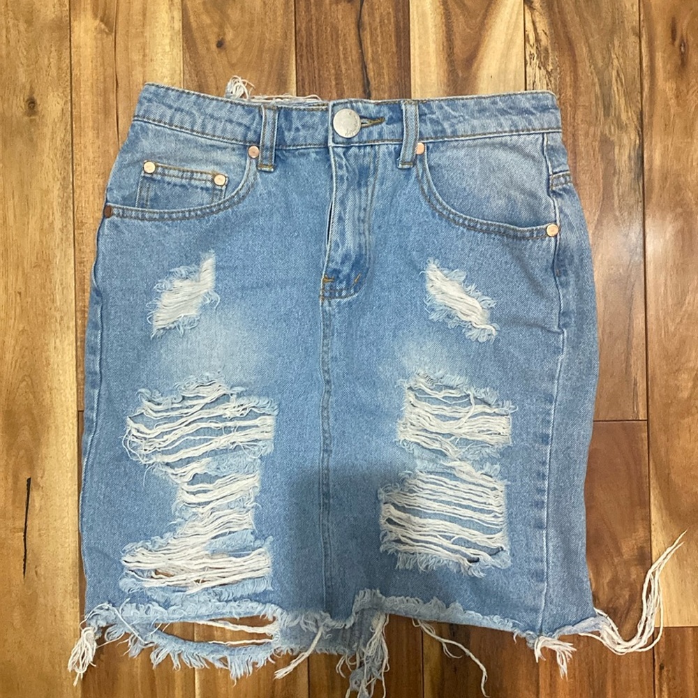 Distressed denim skirt size 2